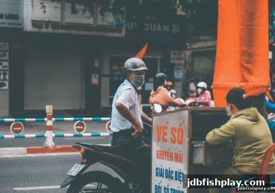 线上扑克厅购彩合法性全解析：jdb捕鱼试玩教你规避风险
