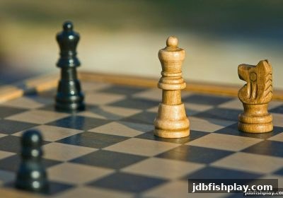棋盘博弈的深度解析：战术与战略如何协同制胜？试试jdb捕鱼试玩中的智慧